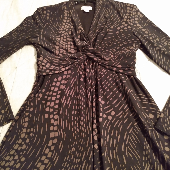 Dress - Picture 3 of 3